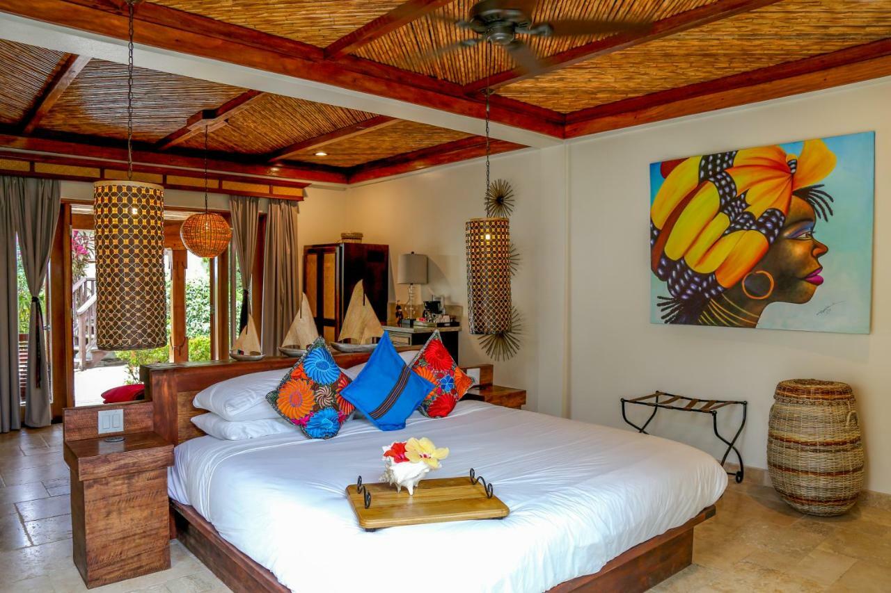 Almond Beach Resort At Jaguar Reef Hopkins Eksteriør bilde